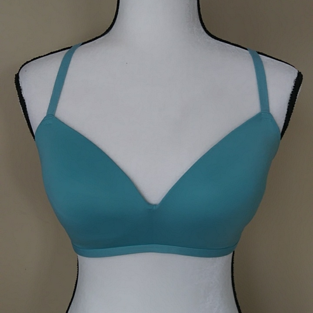 Kindly Yours Sustainable Wireless T-Shirt Bra 34DD Blue